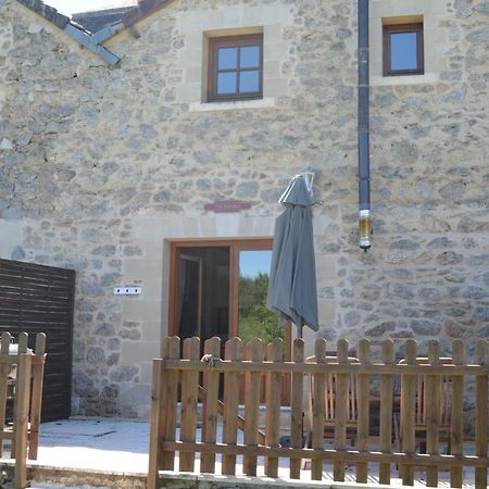 Character 2 Bed Cottage Within Walking Distance Of Bar/Restaurants Piegut-Pluviers Exterior photo