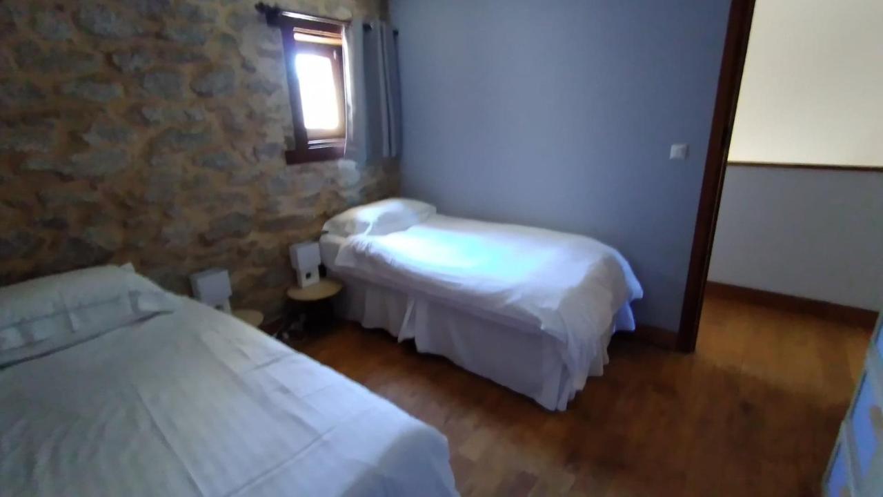 Character 2 Bed Cottage Within Walking Distance Of Bar/Restaurants Piegut-Pluviers Exterior photo