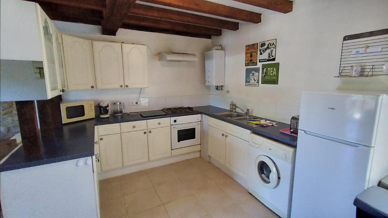 Character 2 Bed Cottage Within Walking Distance Of Bar/Restaurants Piegut-Pluviers Exterior photo