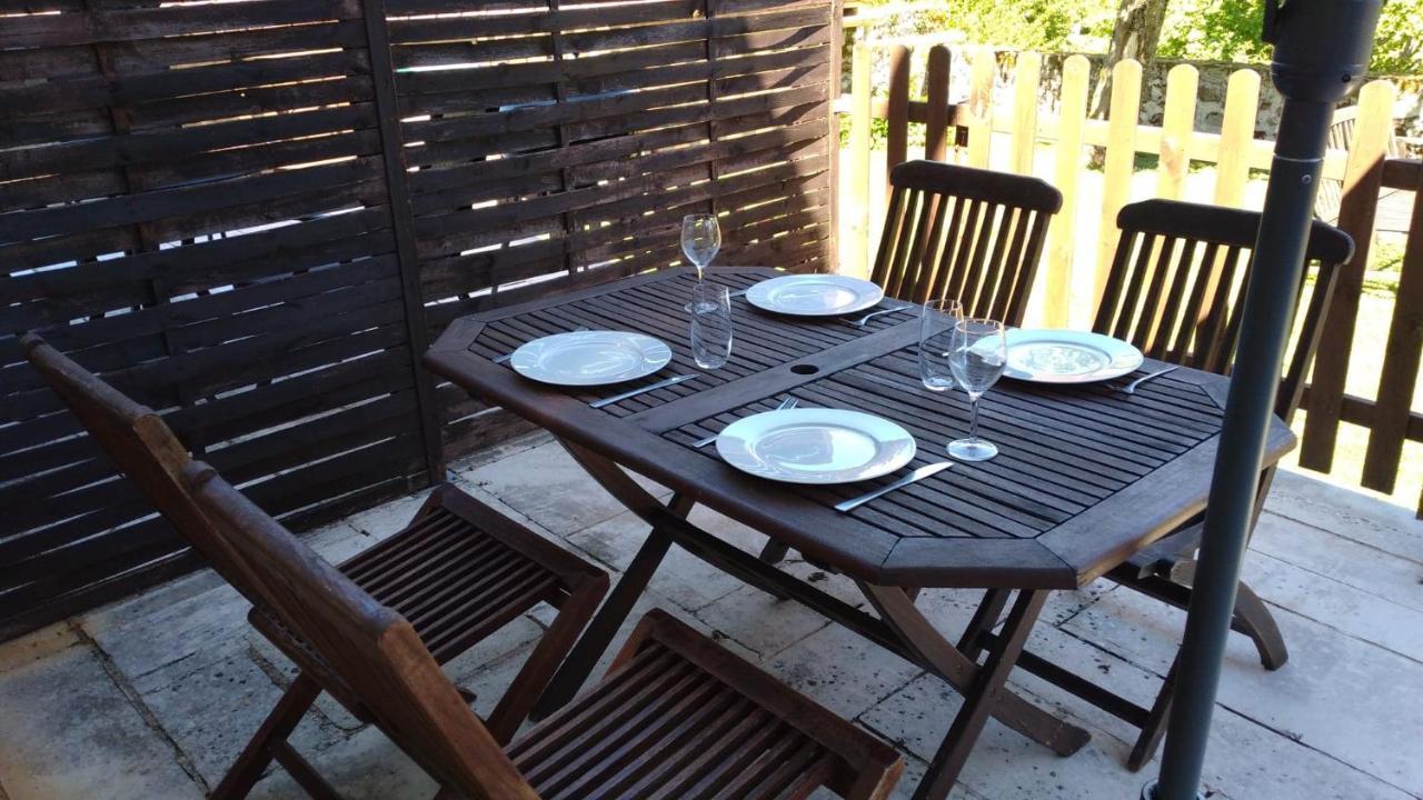 Character 2 Bed Cottage Within Walking Distance Of Bar/Restaurants Piegut-Pluviers Exterior photo