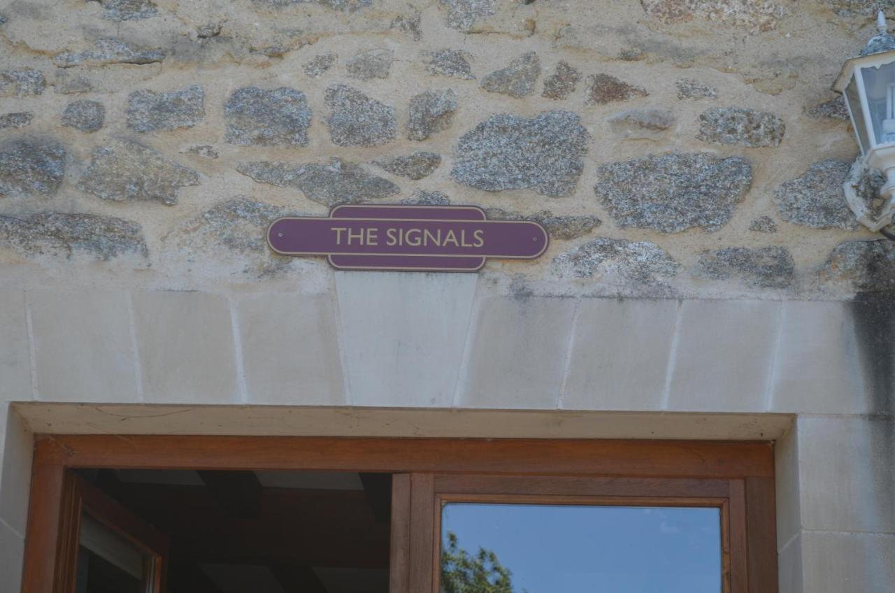 Character 2 Bed Cottage Within Walking Distance Of Bar/Restaurants Piegut-Pluviers Exterior photo