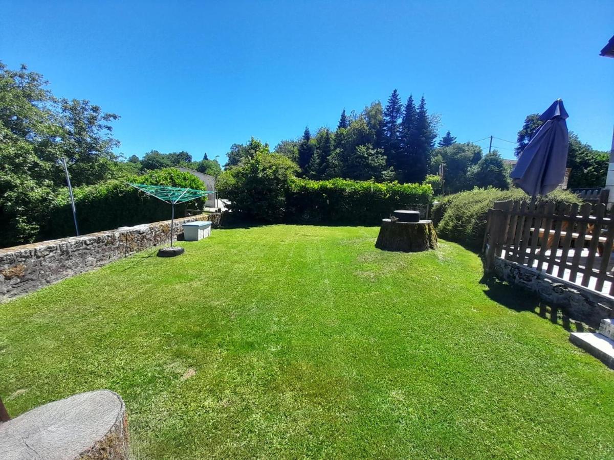 Character 2 Bed Cottage Within Walking Distance Of Bar/Restaurants Piegut-Pluviers Exterior photo
